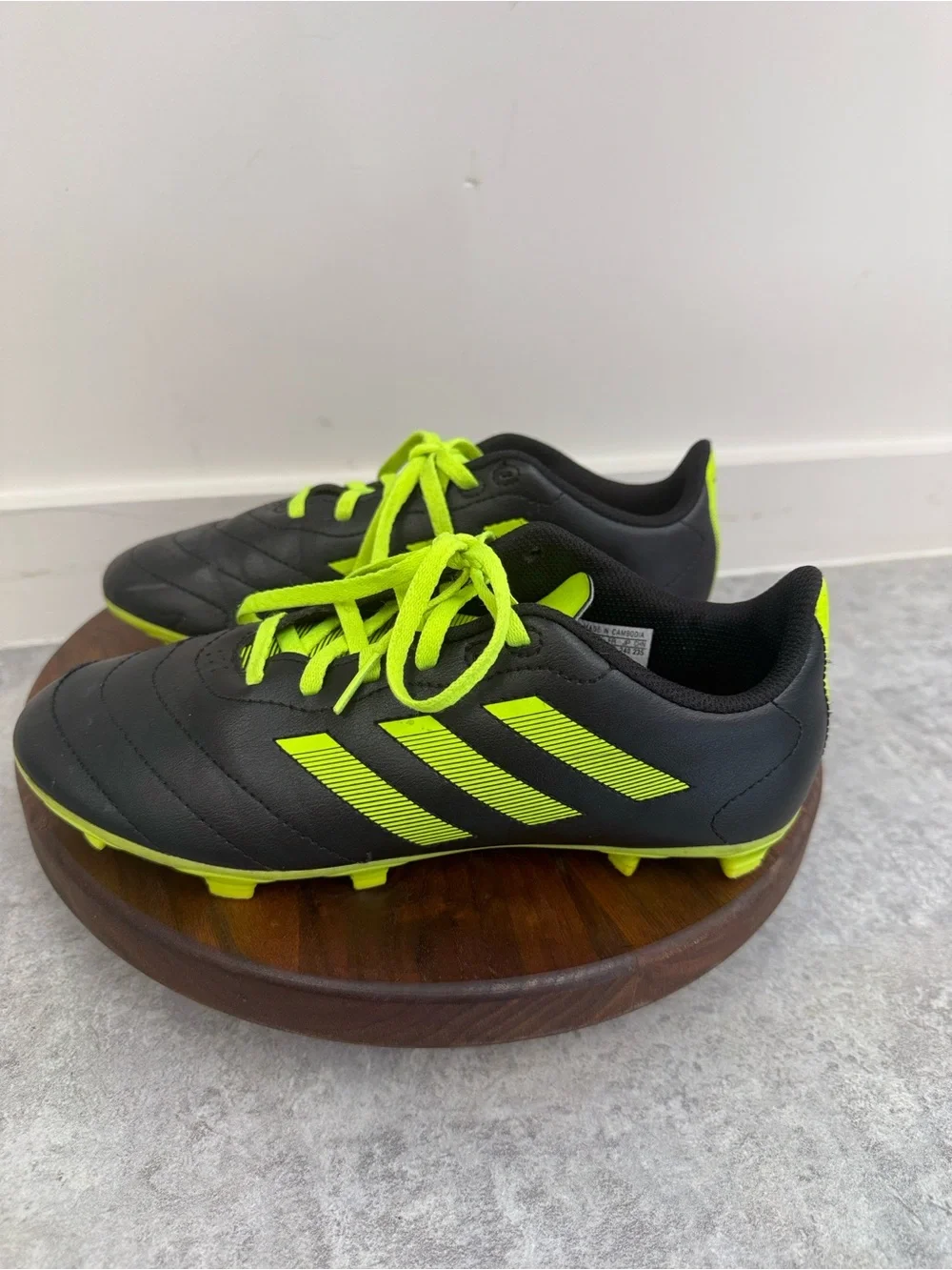 Adidas Soccer Cleats Youth Size 5.5 Black Neon Yellow FG‎ Cleats Fits Womens 7